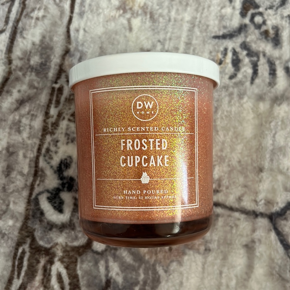 DW frosted candle candle